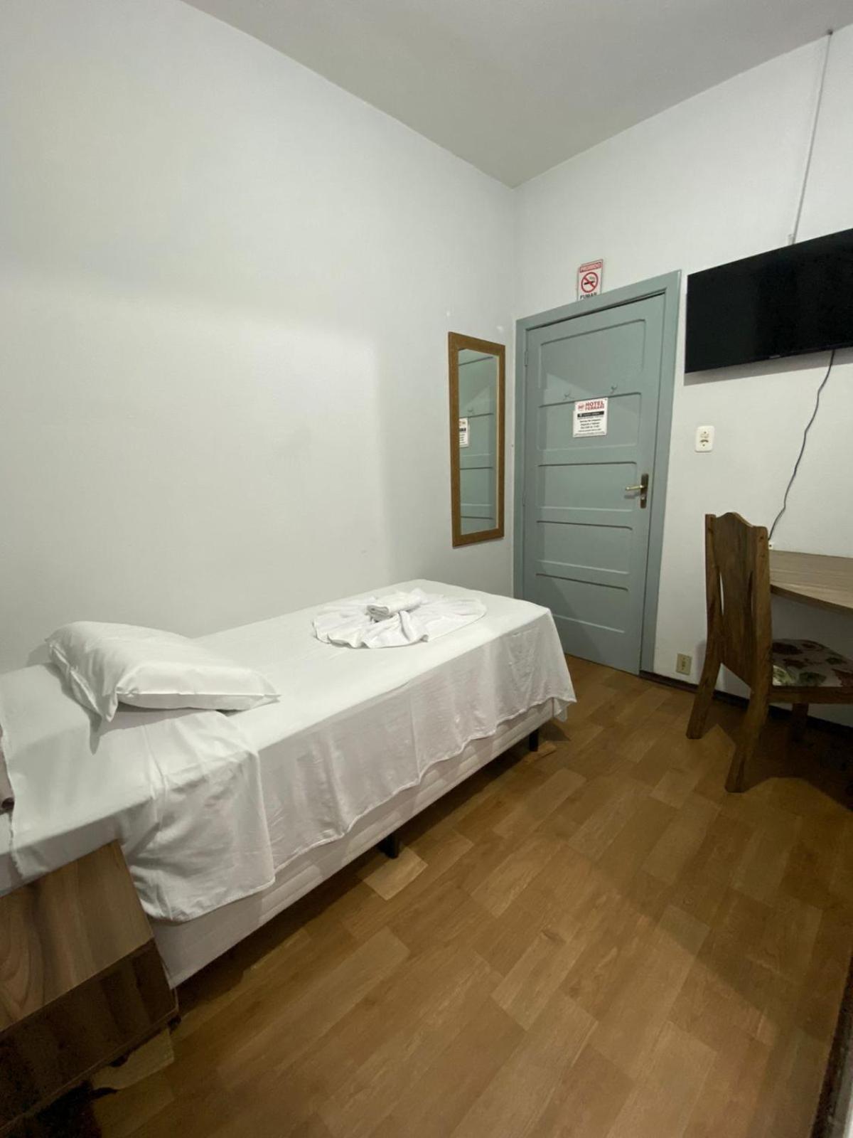 Hotel Ferrari Рио до Сул Екстериор снимка